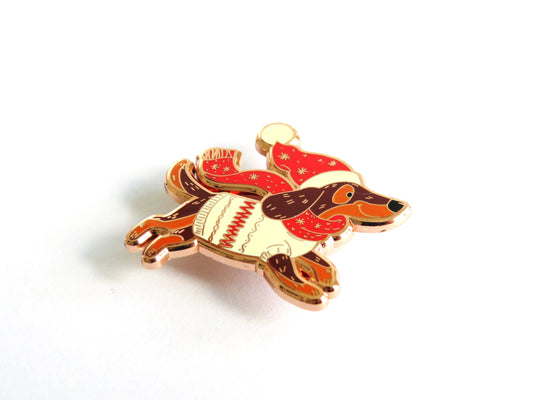 Needleminder – “Santa Dachshund” SKU 14373 🎅🐾