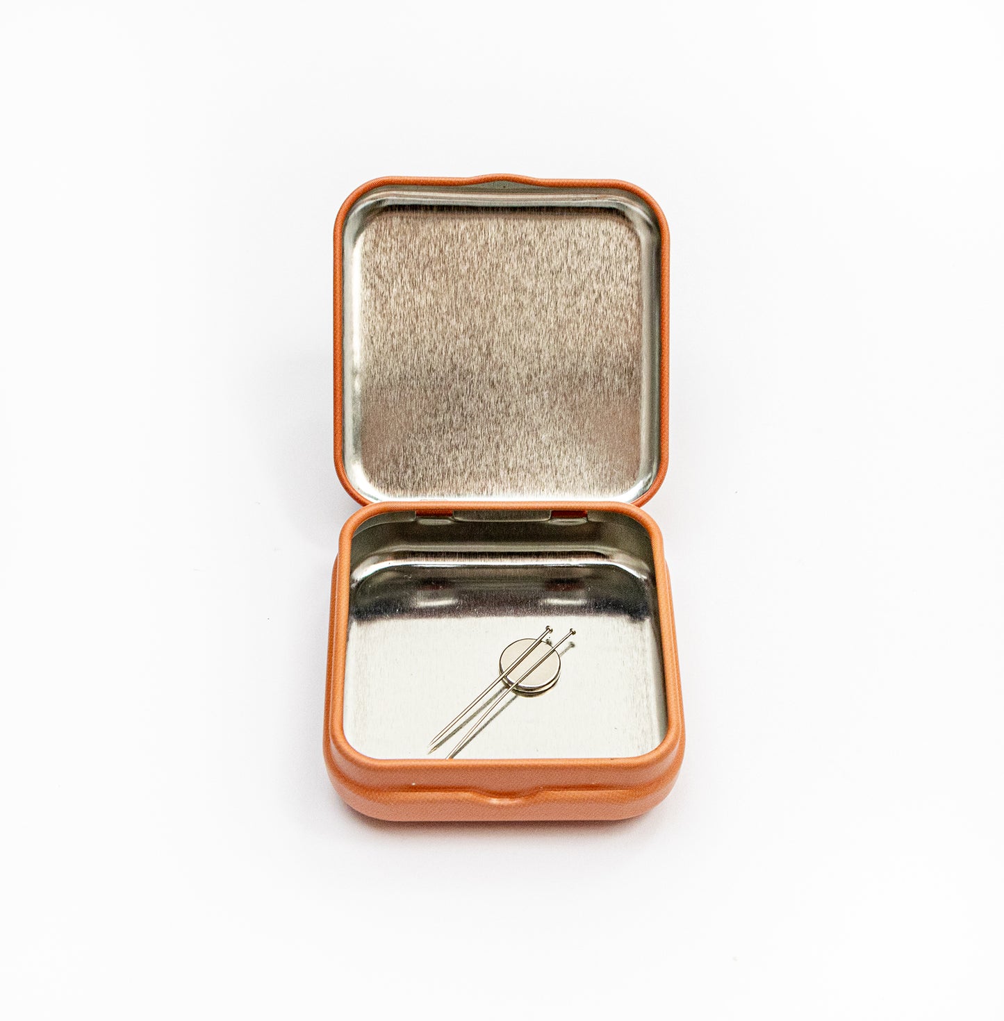 Tin Box for Needles – “Poppy Eyes” SKU 25640 🌺