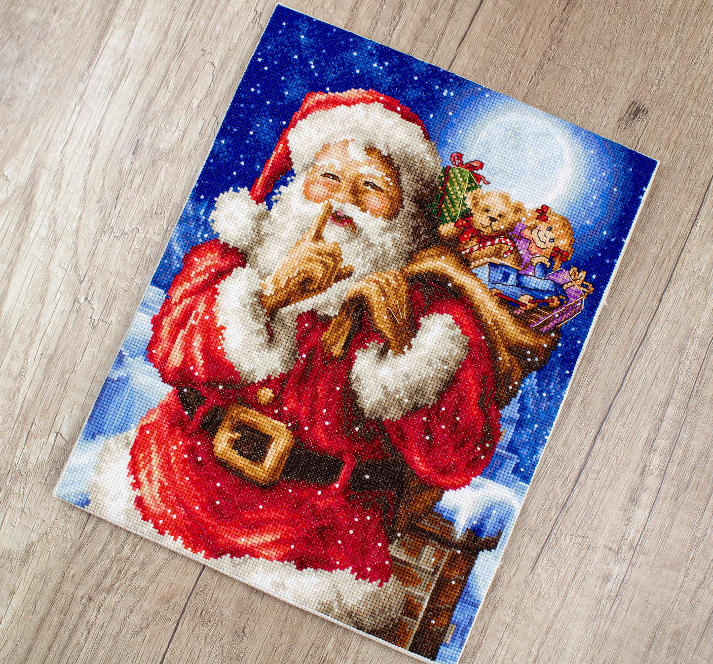 L8000 Santa’s secret
