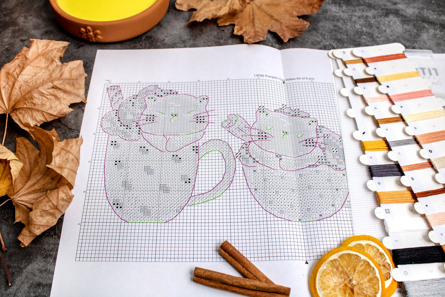 L8092 Pumpkin Cup Kitties Kit of 6 pcs