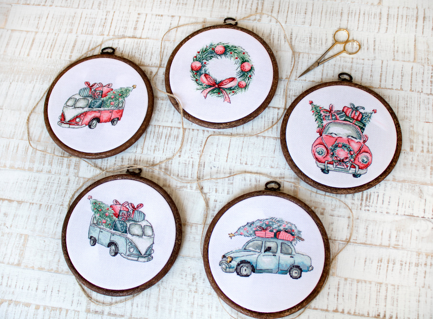 LETI 965 Christmas Retro Cars / Kit of 5