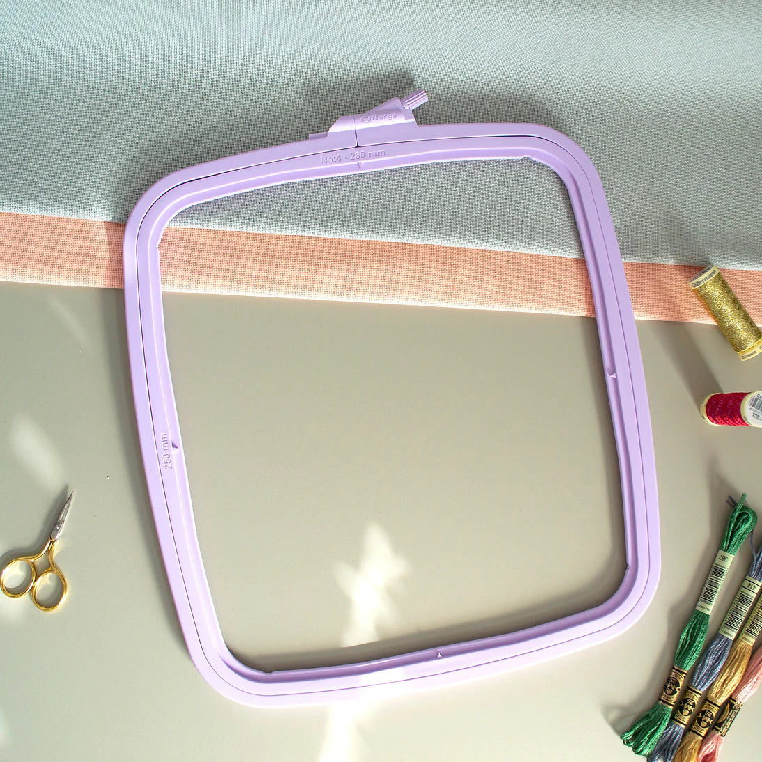 300-3 Embroiderer Nurge: 220x195 mm Purple/ Nurge