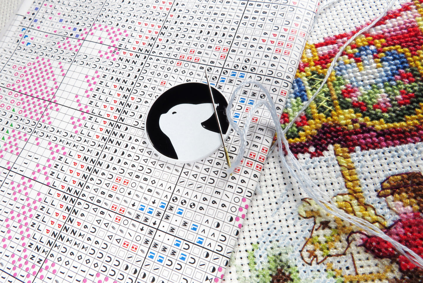 Letistitch Classic Chart Holder & Needle Minder 14330