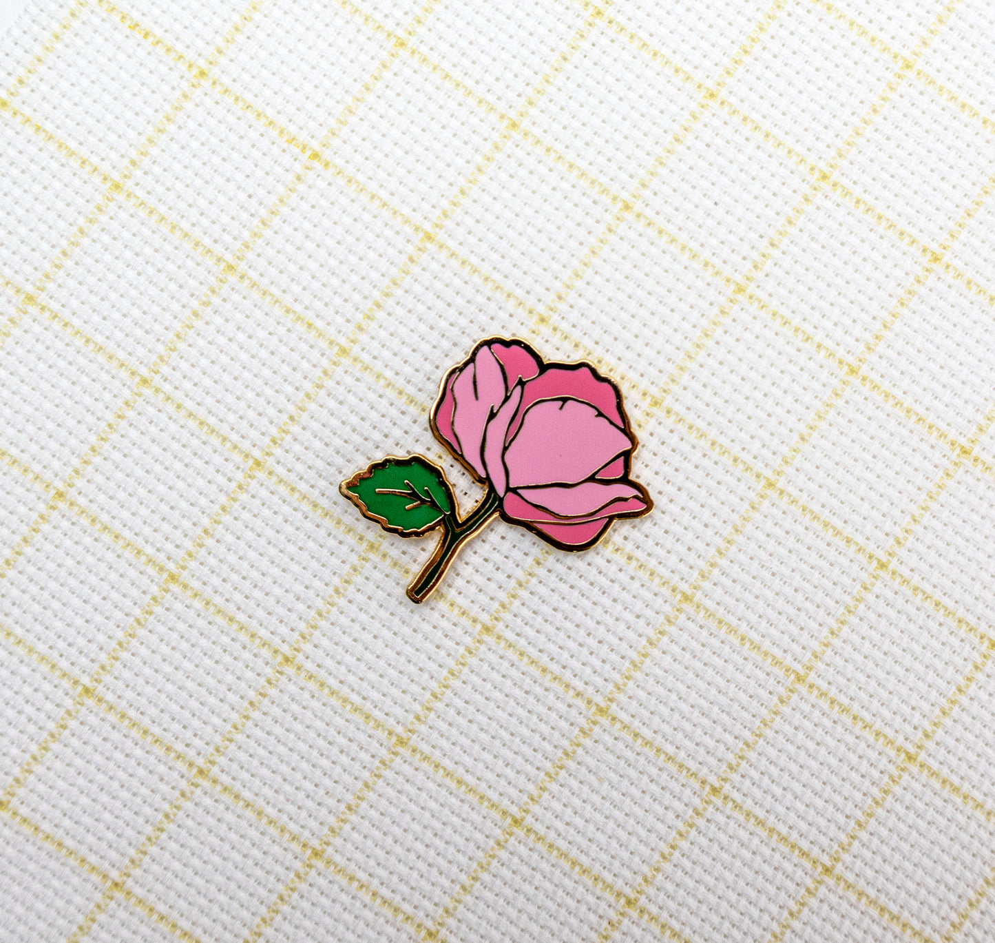 Letistitch SKU 14377 Floral Grace Magnetic Needleminder