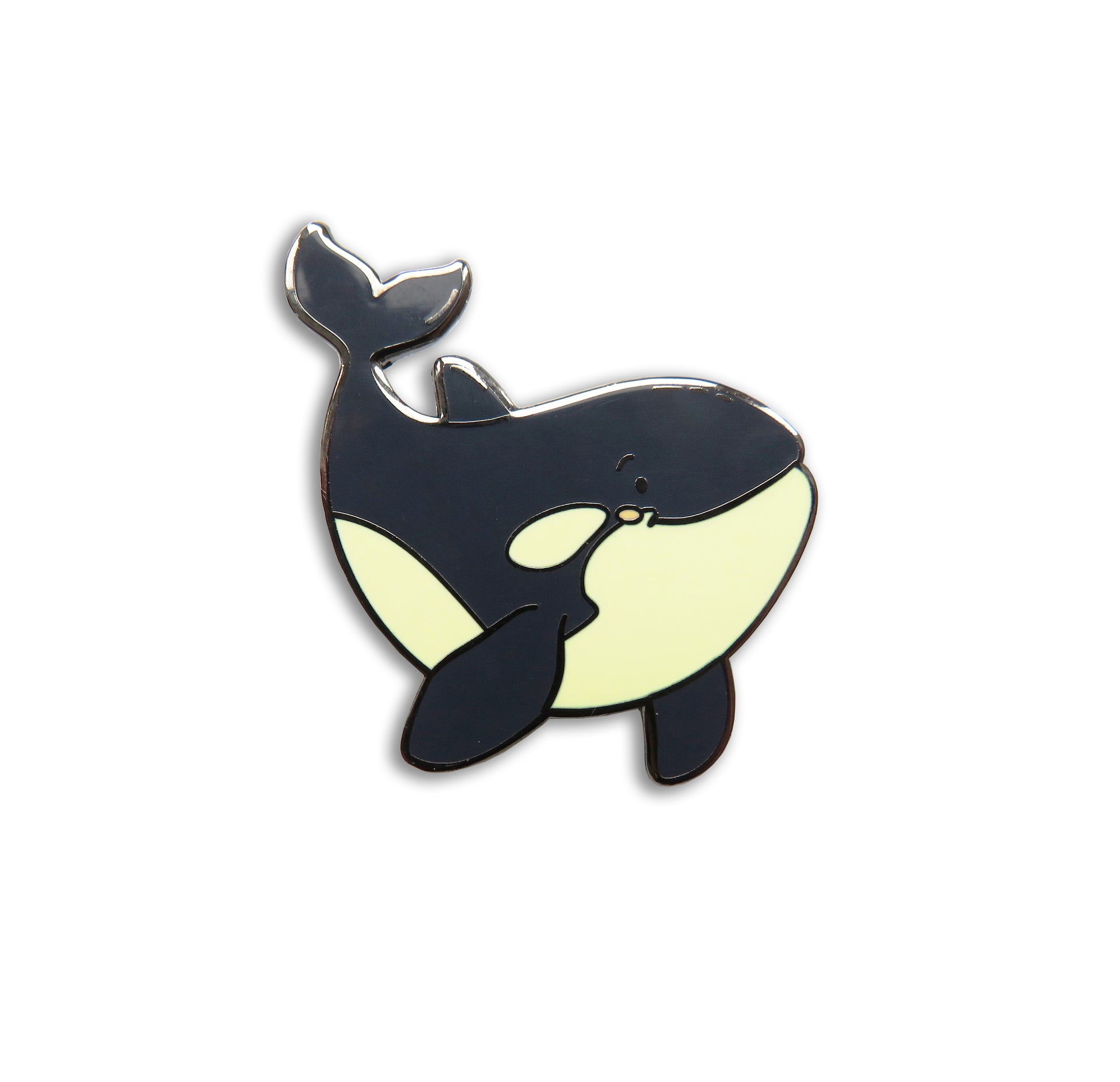 Orca whale-shaped needleminder on a white background