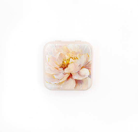 Tin Box for Needles – “Floral Grace” SKU 25633 🌸