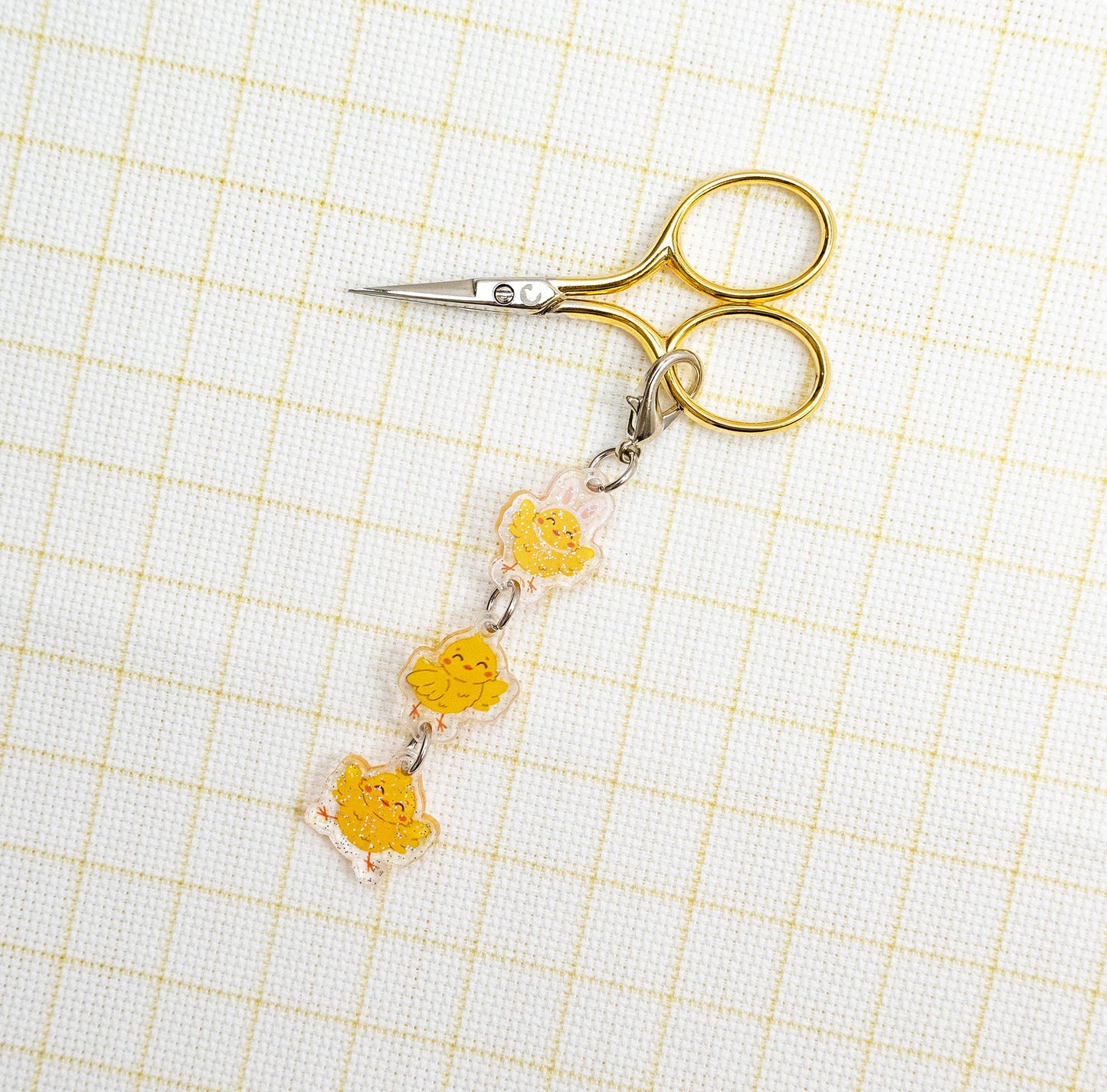 Letistitch SKU 3102 Dancing Chicks - Scissors Minder