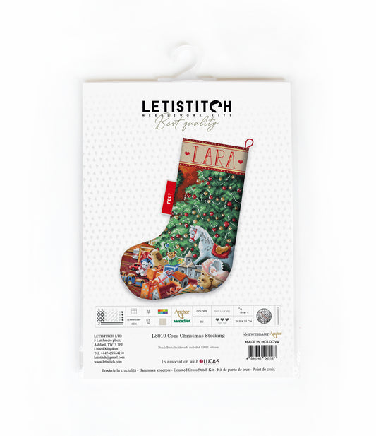 L8010 Cozy Christmas Stocking
