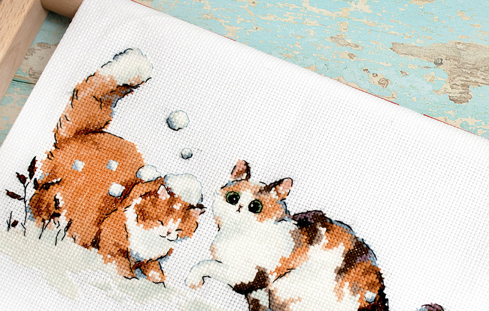 L8813 Winter Kitties / Chatons d'hiver