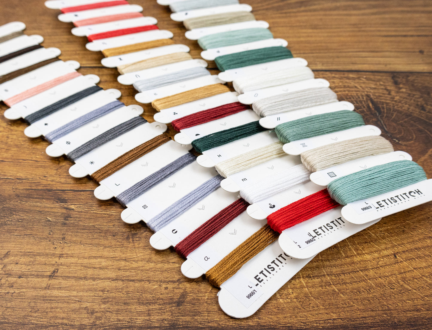 L9966 Christmas Naps