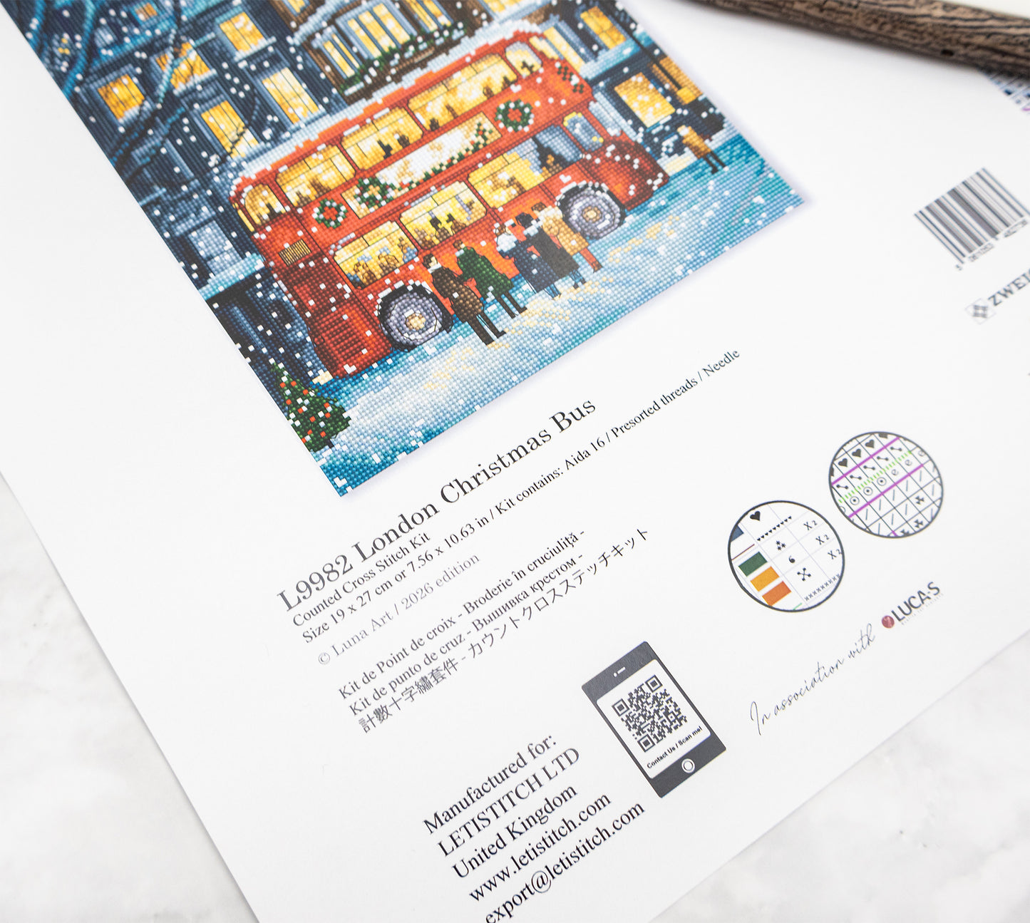 L9982 London Christmas Bus Cross Stitch Kit