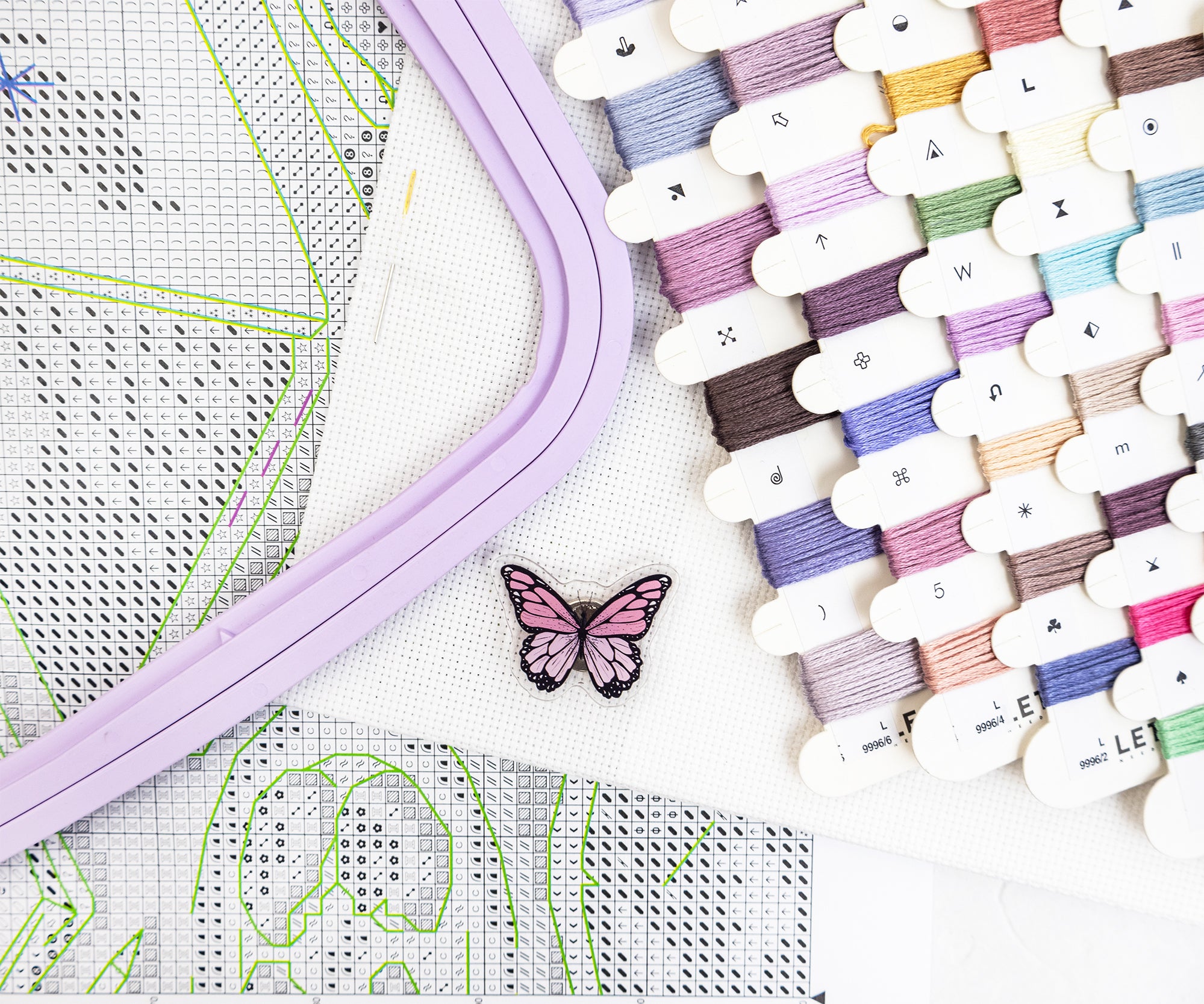 よっち　シルク　150本 L9980 Easter Sampler Cross Stitch Kit | Aida 16ct | Leti Stitch