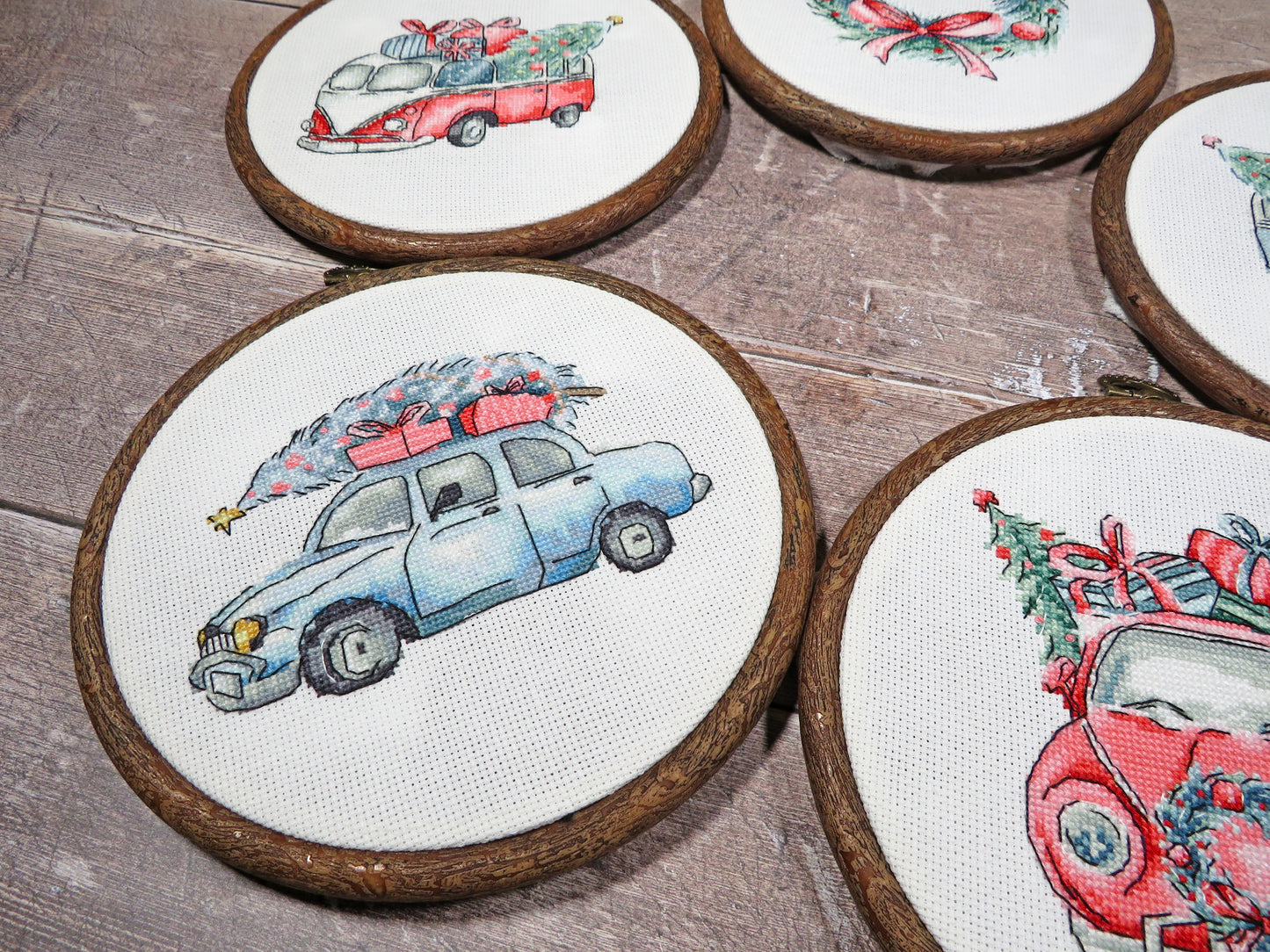 LETI 965 Christmas Retro Cars / Kit of 5