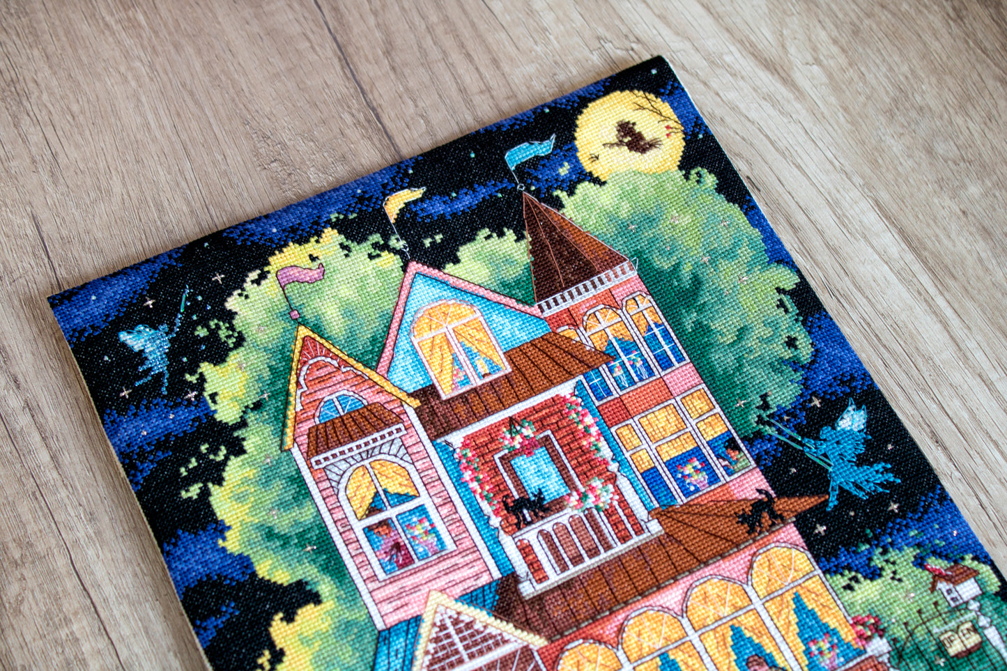 LETI 937 Fairy tale house