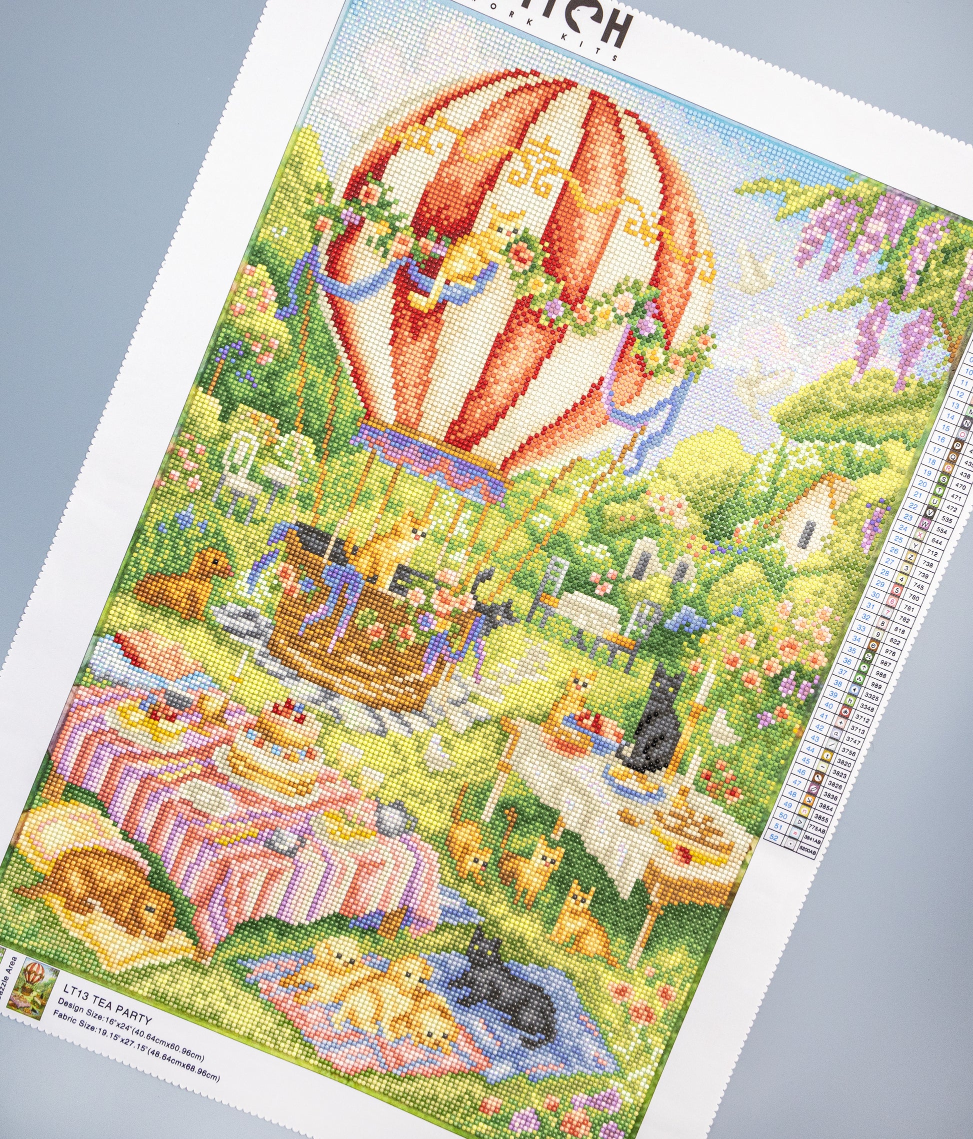 Diamond Painting kit with a hot air balloon and picnic scene on a white background