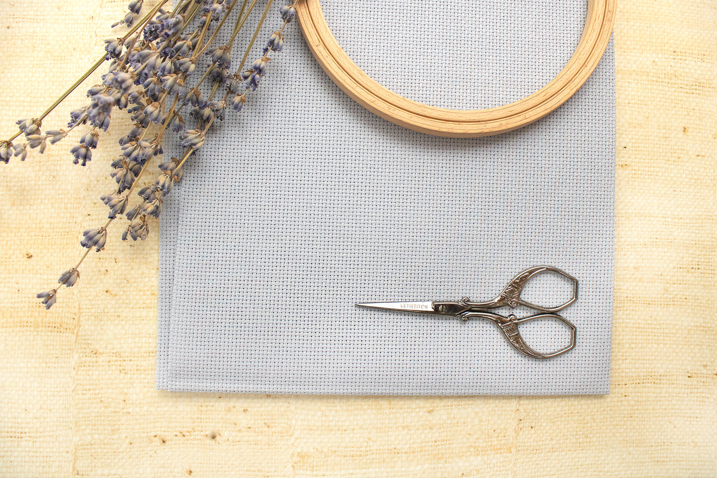 Letistitch Embroidery scissors Soft Touch 20424